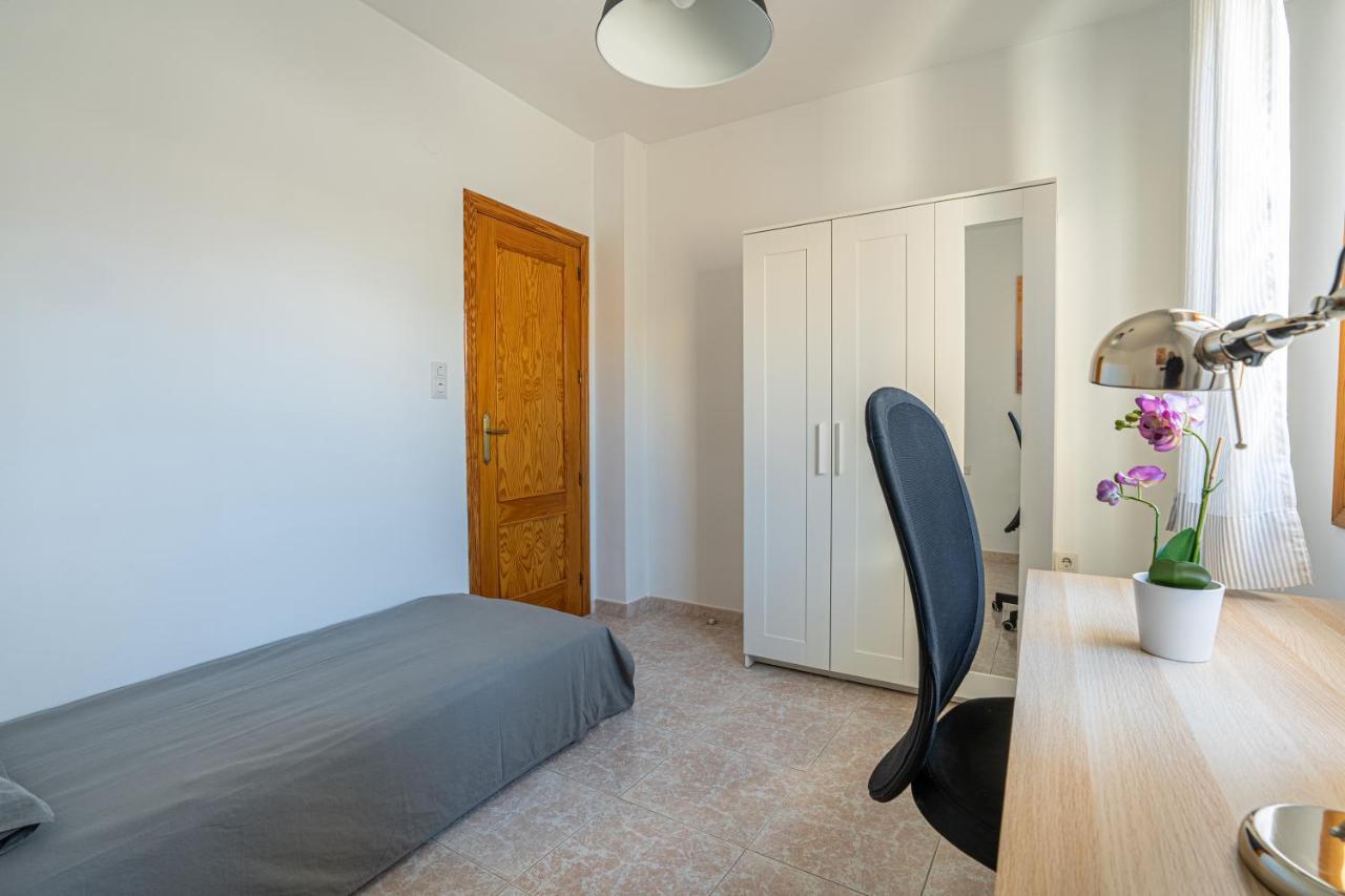 Casa Granada Budget Haus Bei Granada ดูรคัล ภายนอก รูปภาพ